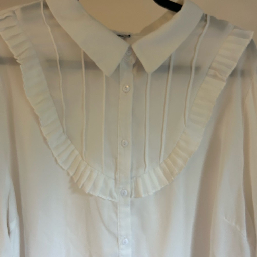 Fashion Nova White Ruffled Blouse - Picture 2 of 7